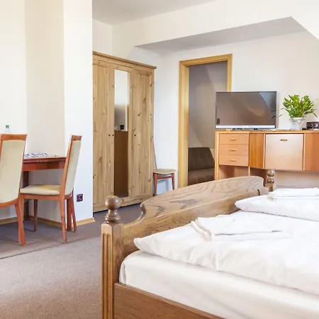 Hotel Schwarzes Ross & Restaurant Oberwiesenthal