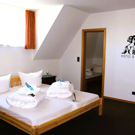 Hotel Schwarzes Ross & Restaurant 3*