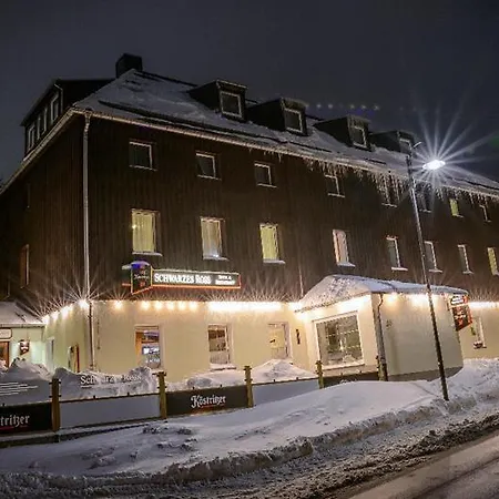Schwarzes Ross & Restaurant 3*